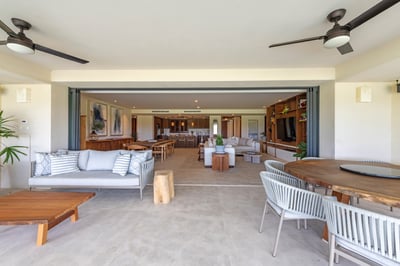 El Encanto,Condo Allegra