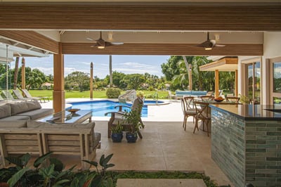 Casa Mota - Fairway-Front Family Villa