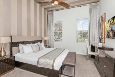 Luxury Villa Photo #7