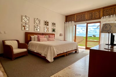 Luxury Villa Photo #25