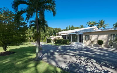 Luxury Villa Photo #11