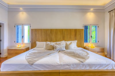 Luxury Villa Photo #19