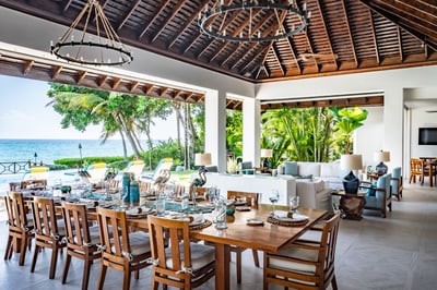 Luxury Villa Photo #4