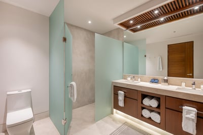 Luxury Villa Photo #29