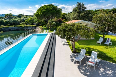 Luxury Villa Photo #5