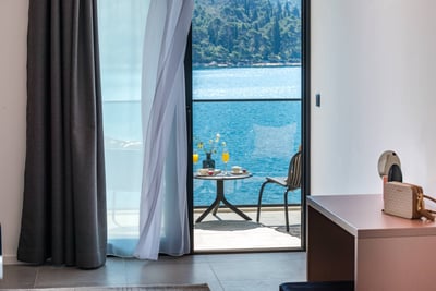 Luxury Villa Photo #43