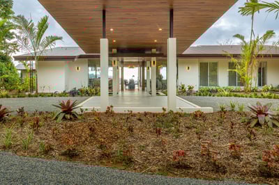 Luxury Villa Photo #11