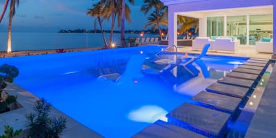 Luxury Villa Photo #3