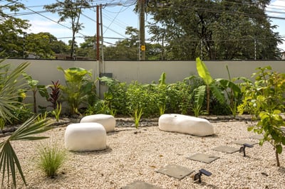 Garden – Lounge Area