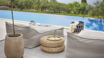 Luxury Villa Photo #15