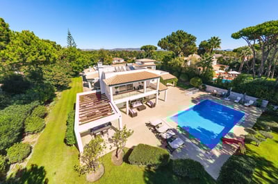 Luxury Villa Photo #3