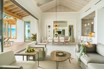 Luxury Villa Photo #16
