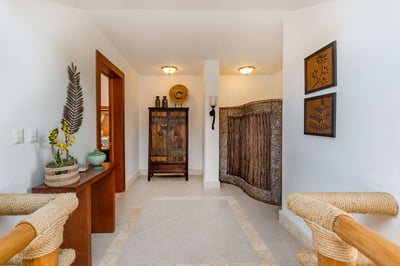 Luxury Villa Photo #31