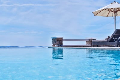 Luxury Villa Photo #4