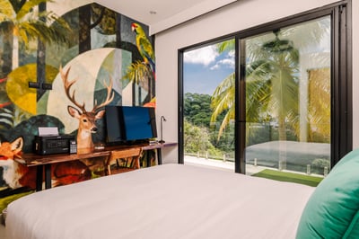 Penthouse Level | Suite #2