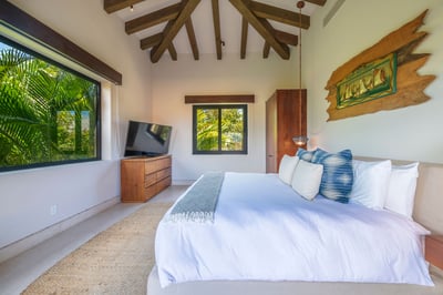 Luxury Villa Photo #42