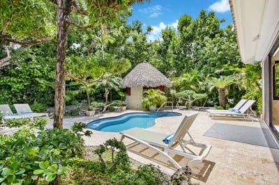 Luxury Villa Photo #7