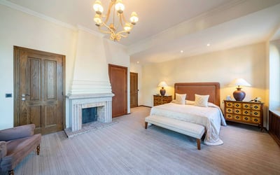 Luxury Villa Photo #19