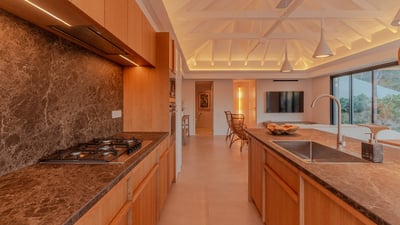 Luxury Villa Photo #35