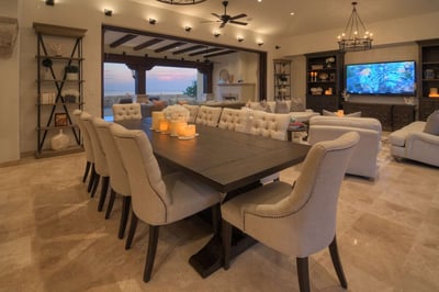 Luxury Villa Photo #15