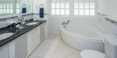 Luxury Villa Photo #12