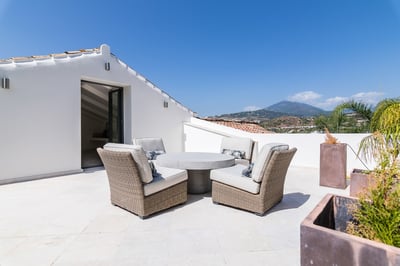 Luxury Villa Photo #19