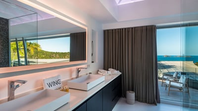 Luxury Villa Photo #46