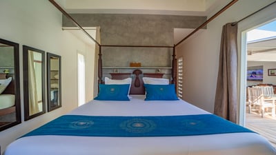 Luxury Villa Photo #24