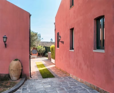 Luxury Villa Photo #7