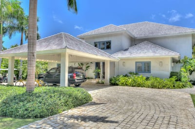 Luxury Villa Photo #13