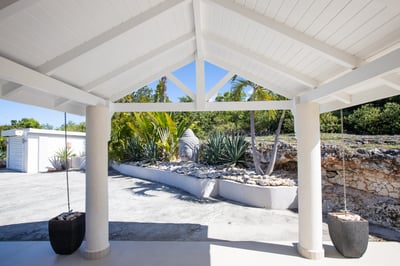 Luxury Villa Photo #13
