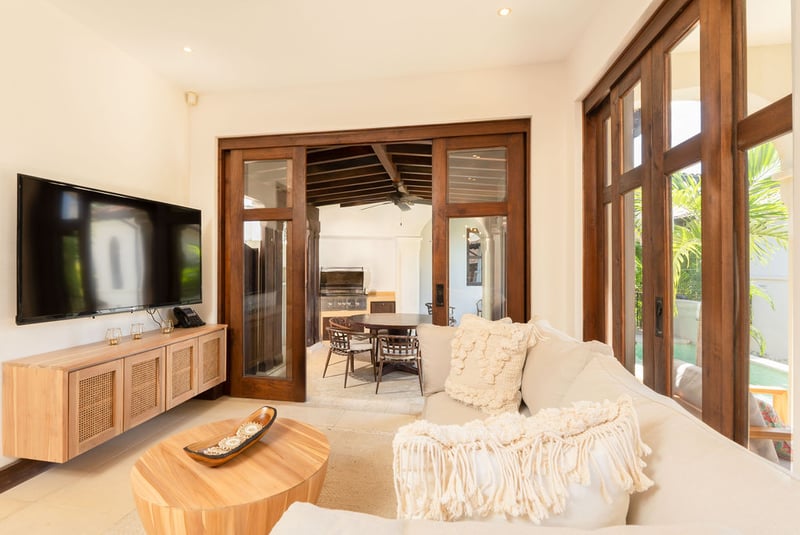 Casa Caura | 5 Calle La Ronda