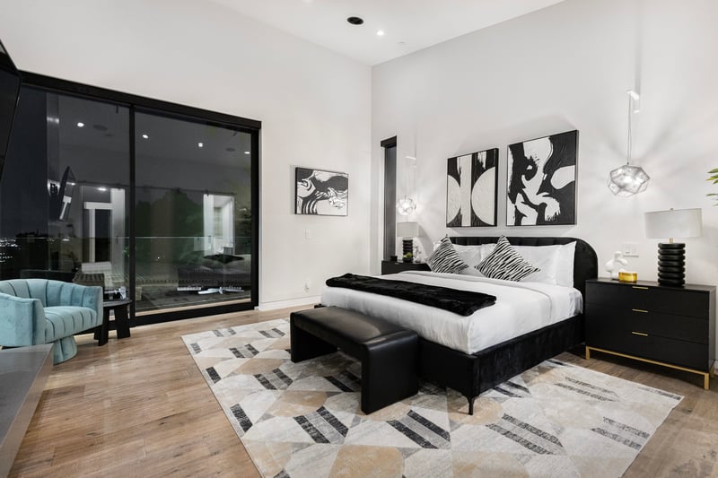 Skyline Luxury Haven