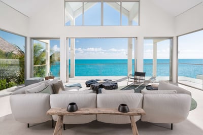Luxury Villa Photo #9