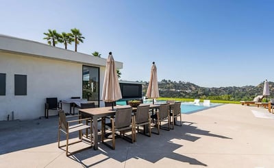 Luxury Villa Photo #12