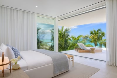 Luxury Villa Photo #32