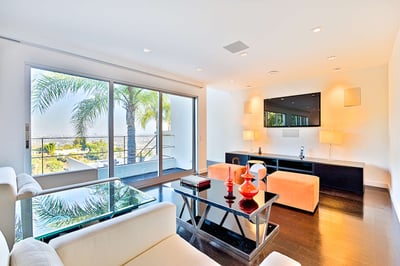Luxury Villa Photo #38