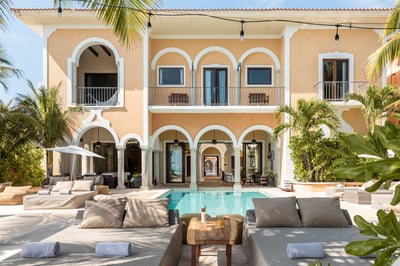 Puerto Aventuras,Hacienda Magica