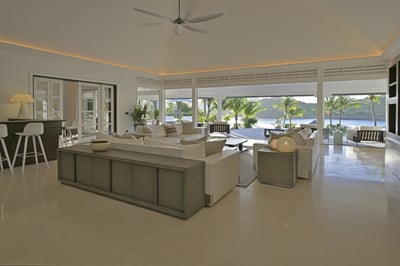 Luxury Villa Photo #40