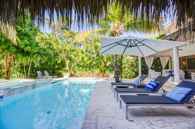 Luxury Villa Photo #11
