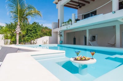 Luxury Villa Photo #7