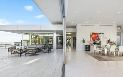 Luxury Villa Photo #16