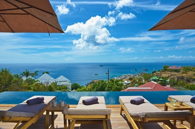 Luxury Villa Photo #3