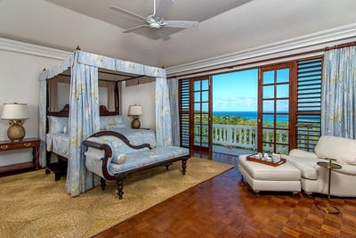 Luxury Villa Photo #10