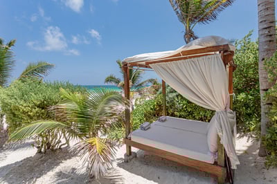 Luxury Villa Photo #9