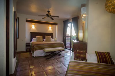 Luxury Villa Photo #16