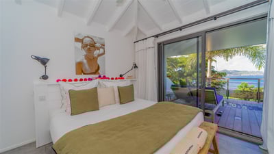 Luxury Villa Photo #35