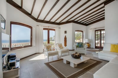 Luxury Villa Photo #12