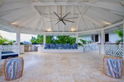 Luxury Villa Photo #10