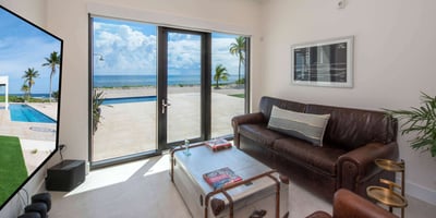 Luxury Villa Photo #35